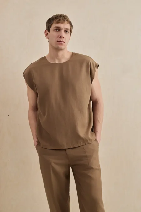 Tencel sleeveless top