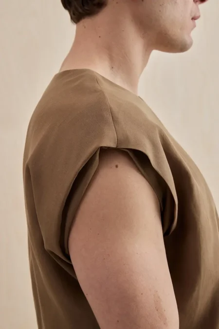 Tencel sleeveless top